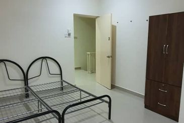 SL 2, Bandar Sungai Long