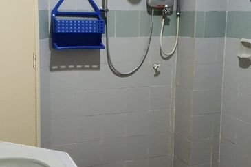 SL 2, Bandar Sungai Long