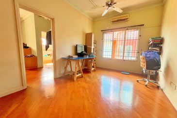 Pinggiran Bukit Segar 