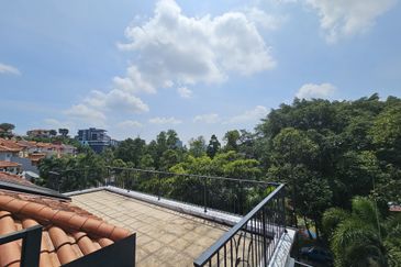 Pinggiran Bukit Segar 