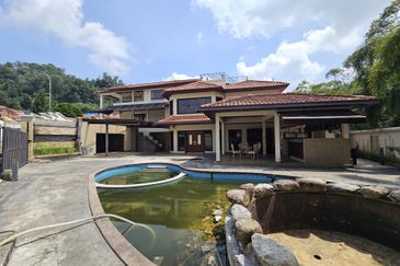 Pinggiran Bukit Segar 