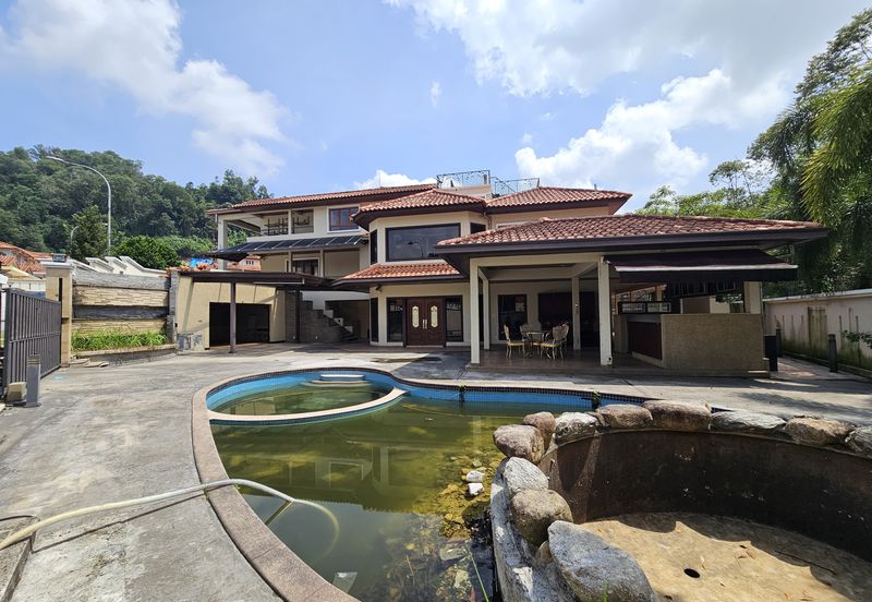 Pinggiran Bukit Segar 