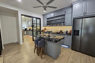 Bandar Sungai Long, Selangor Semi-D House