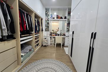 Bandar Sungai Long, Selangor Semi-D House