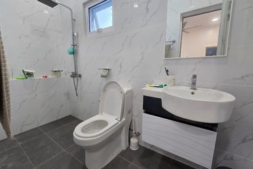 Bandar Sungai Long, Selangor Semi-D House