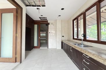 Pinggiran Bukit Segar 