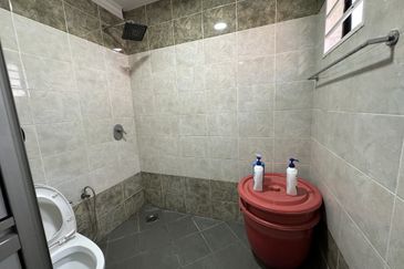 SL 2, Bandar Sungai Long