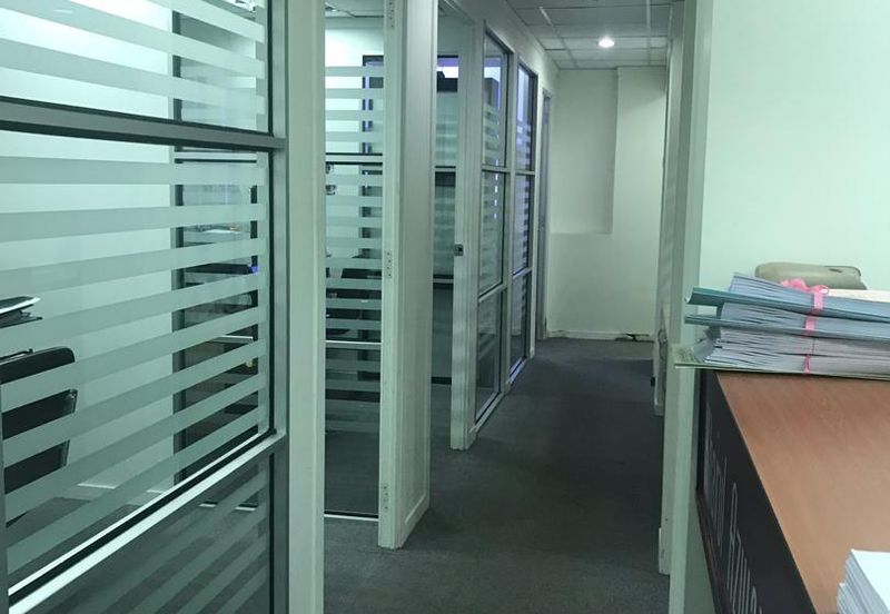 Wisma Zelan(Number One Business Centre)