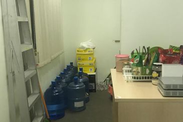 Wisma Zelan(Number One Business Centre)