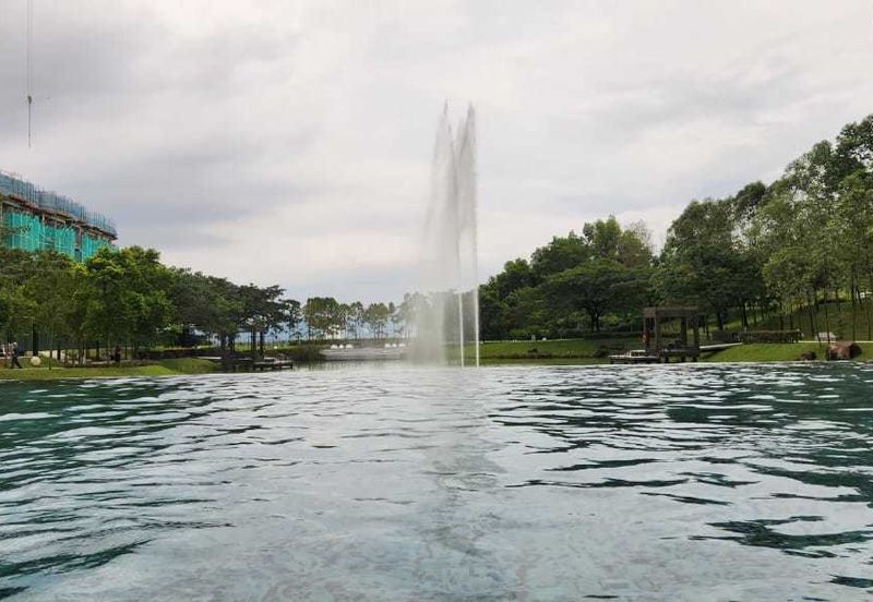 Lakefront Condominium | Emerald Hills @ Alam Damai