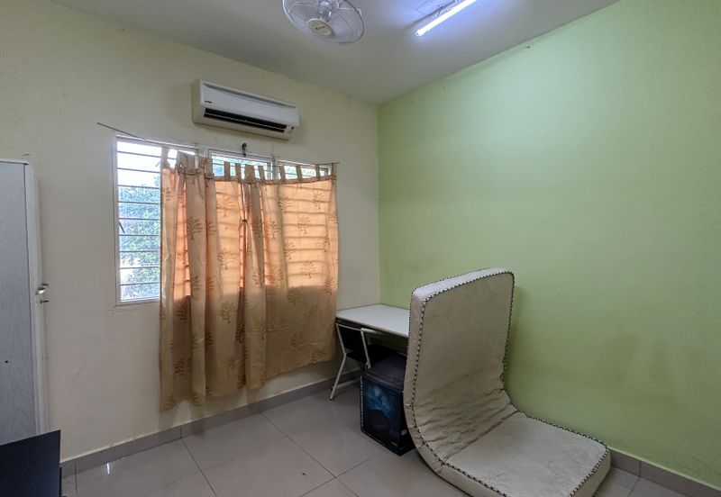 Taman Taynton (Taynton View)