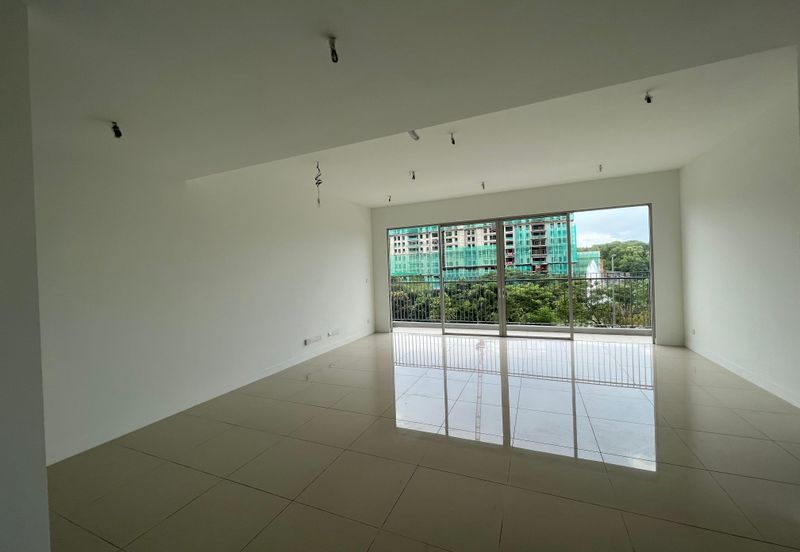 Lakefront Condominium | Emerald Hills @ Alam Damai