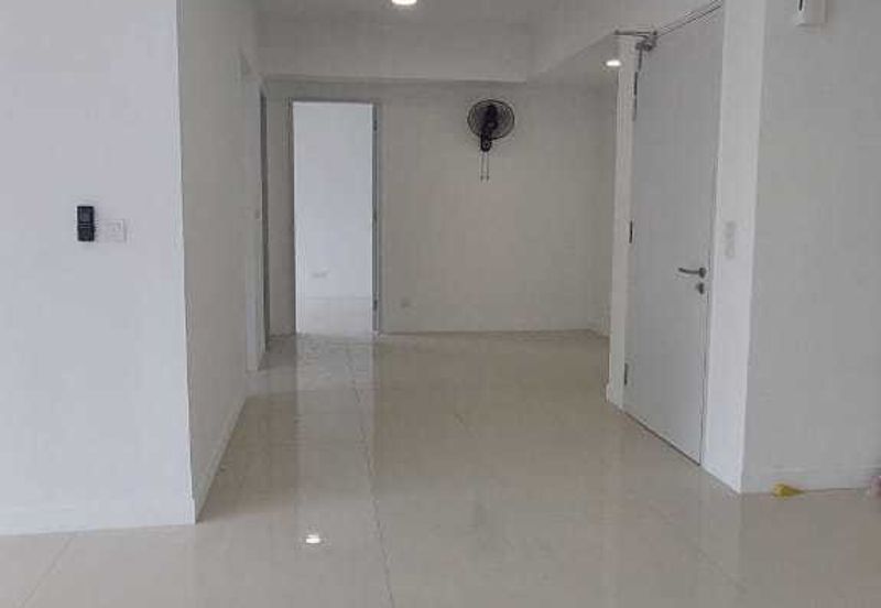 Lakefront Condominium | Emerald Hills @ Alam Damai