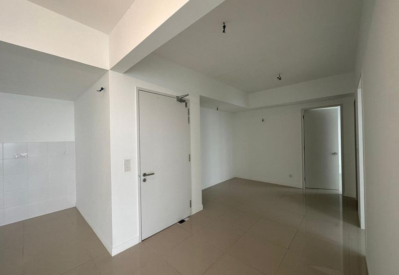 Lakefront Condominium | Emerald Hills @ Alam Damai