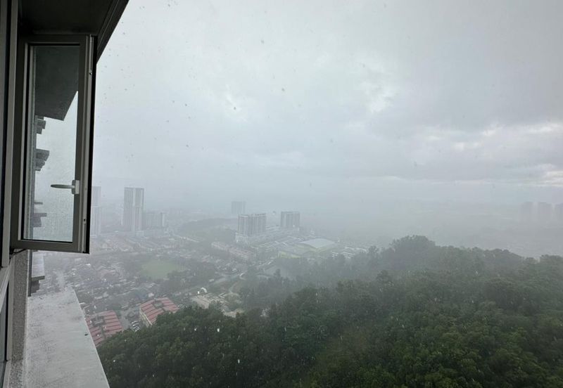 Lakefront Condominium | Emerald Hills @ Alam Damai