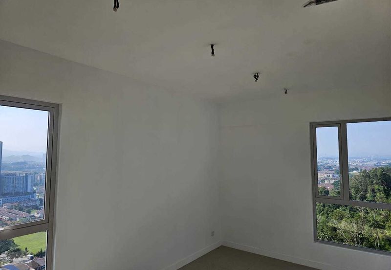 Lakefront Condominium | Emerald Hills @ Alam Damai