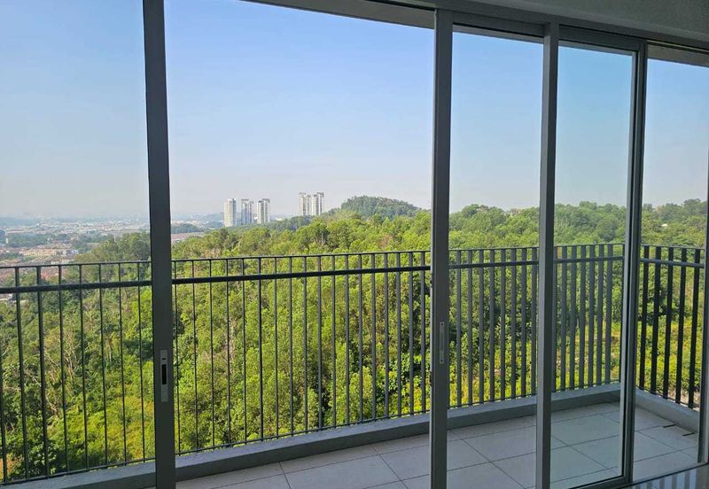 Lakefront Condominium | Emerald Hills @ Alam Damai