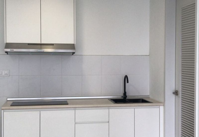 Lakefront Condominium | Emerald Hills @ Alam Damai