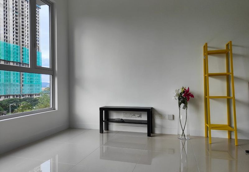 Lakefront Condominium | Emerald Hills @ Alam Damai