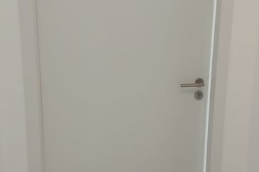 Lakefront Condominium | Emerald Hills @ Alam Damai