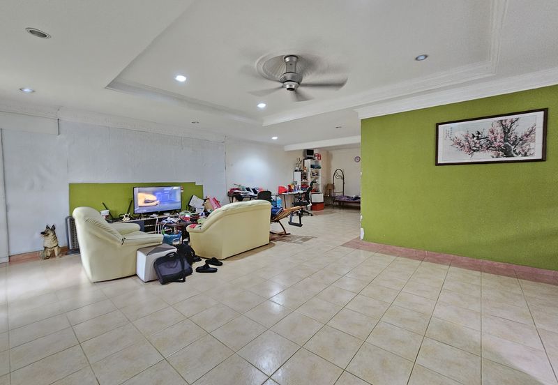 Bandar Tun Hussein Onn