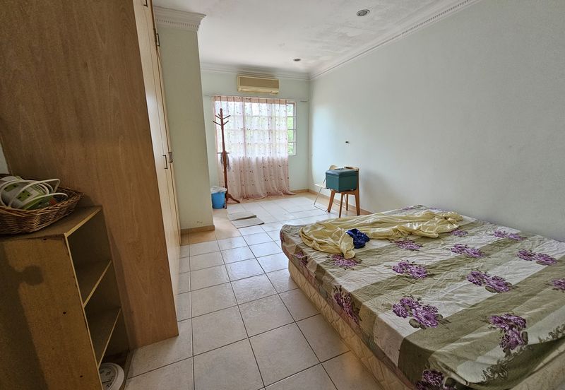 Bandar Tun Hussein Onn