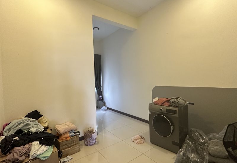 Tiara Hills, Taman Taynton View