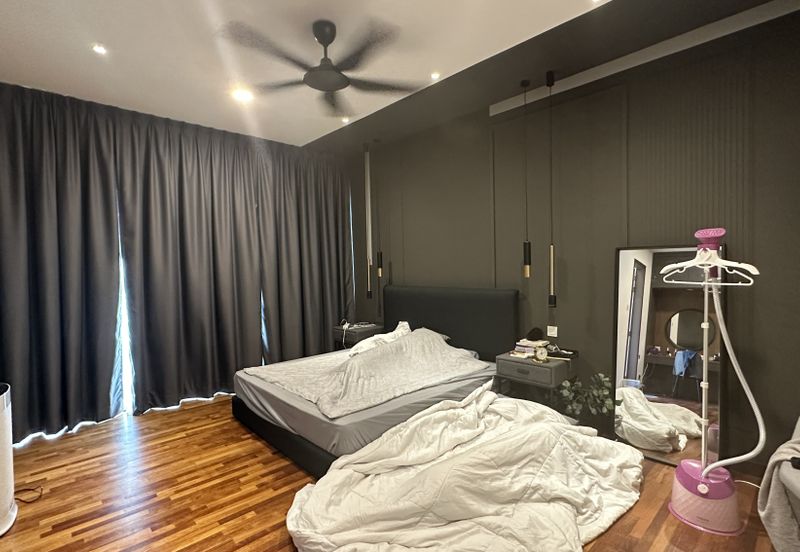 Tiara Hills, Taman Taynton View