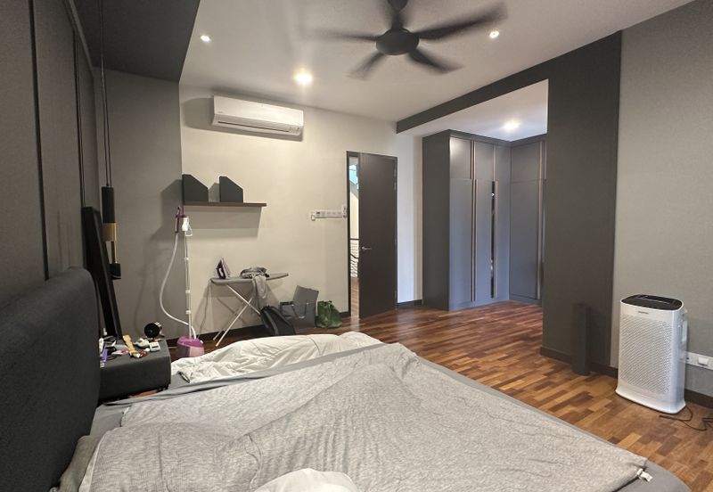 Tiara Hills, Taman Taynton View