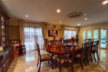 Lorong Taman Pantai 1