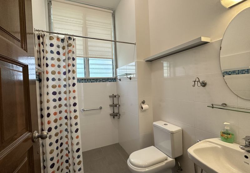 Lorong Taman Pantai 4