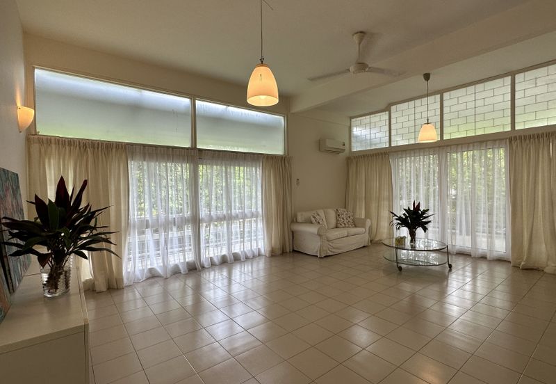 Lorong Taman Pantai 4