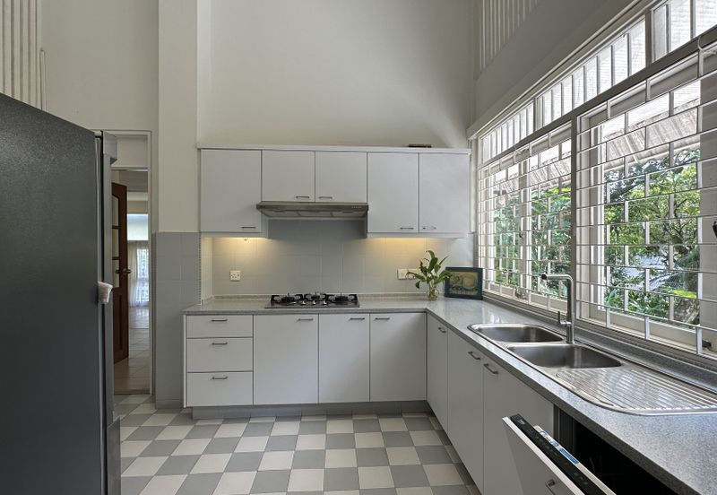 Lorong Taman Pantai 4