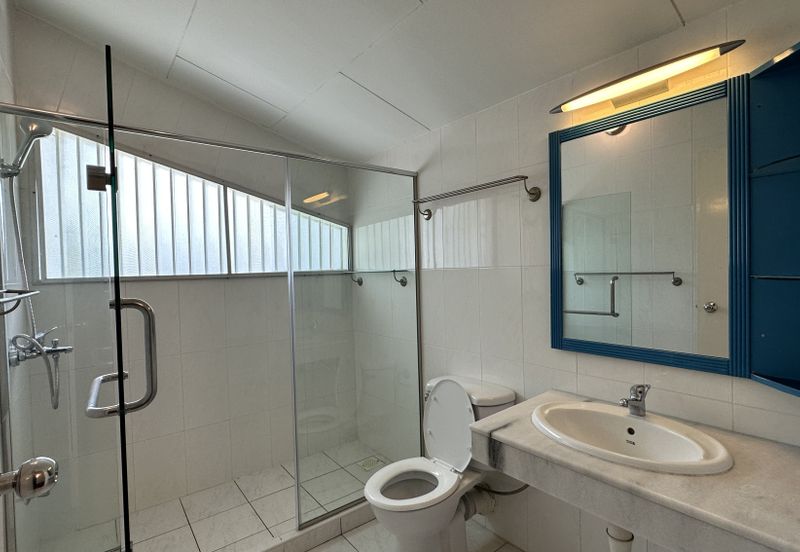 Lorong Taman Pantai 4