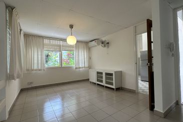 Lorong Taman Pantai 4