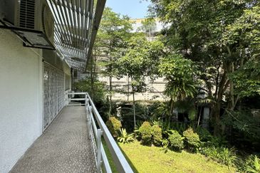 Lorong Taman Pantai 4