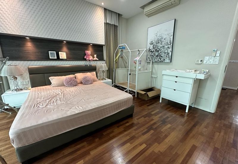 Bandar Sungai Long, Bandar Sungai Long, Selangor