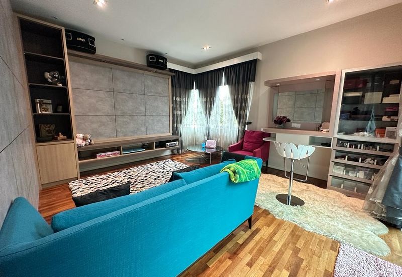 Bandar Sungai Long, Bandar Sungai Long, Selangor