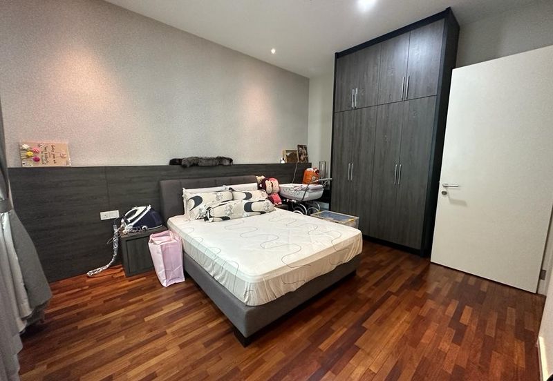 Bandar Sungai Long, Bandar Sungai Long, Selangor