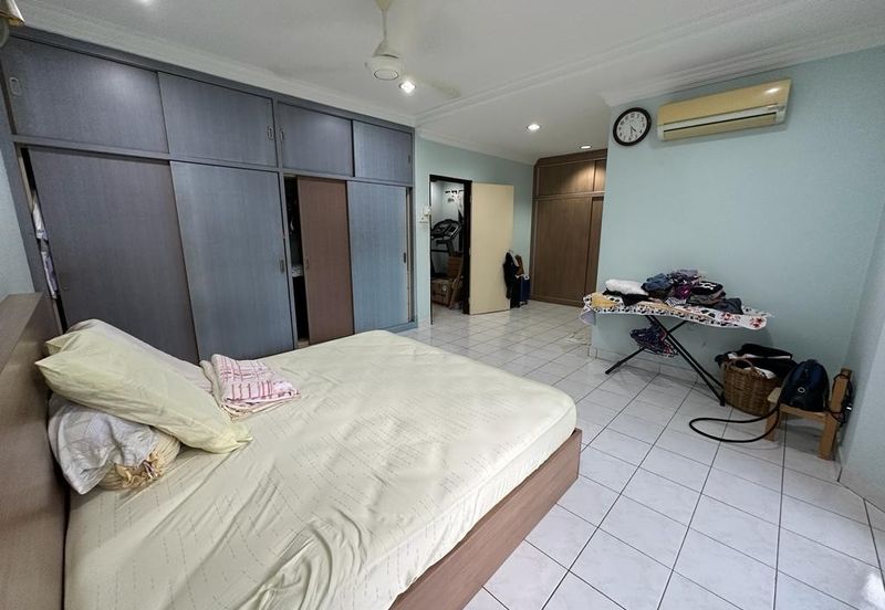 Bandar Sungai Long, Bandar Sungai Long, Selangor