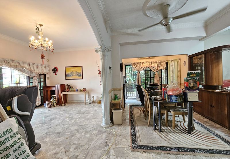 Jalan Mutiara Barat 3