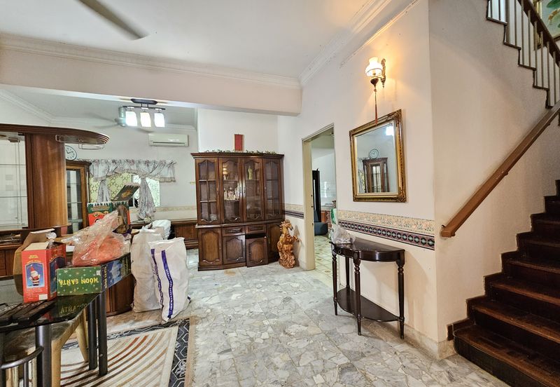 Jalan Mutiara Barat 3