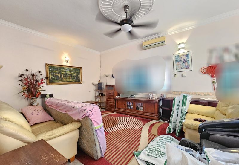 Jalan Mutiara Barat 3