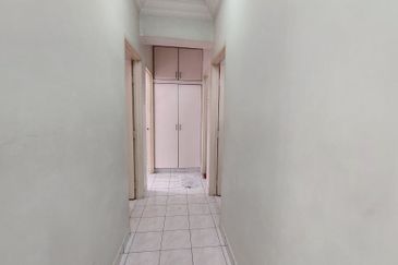 Bayu Tasik Condominium