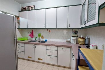 Bayu Tasik Condominium