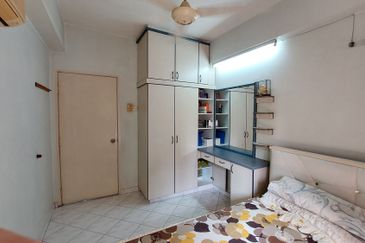 Bayu Tasik Condominium