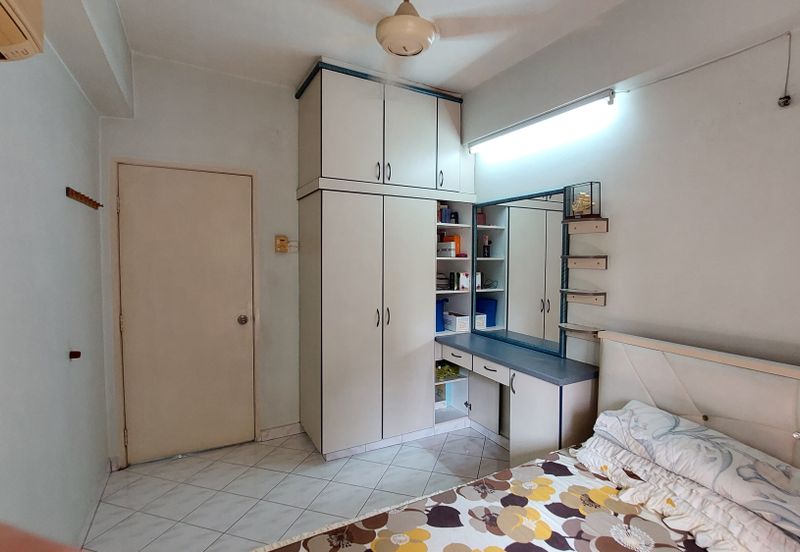 Bayu Tasik Condominium