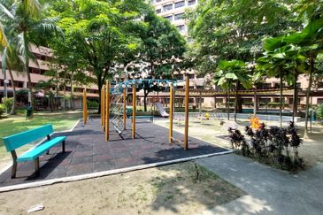 Bayu Tasik Condominium