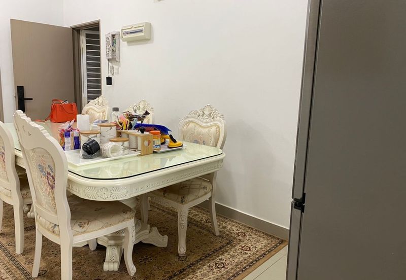 Neos @ PandanMas Townhouse