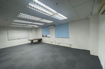 Wisma Zelan(Number One Business Centre)